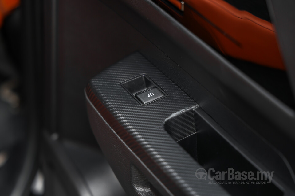 Mitsubishi Triton Mk3 (2024) Interior