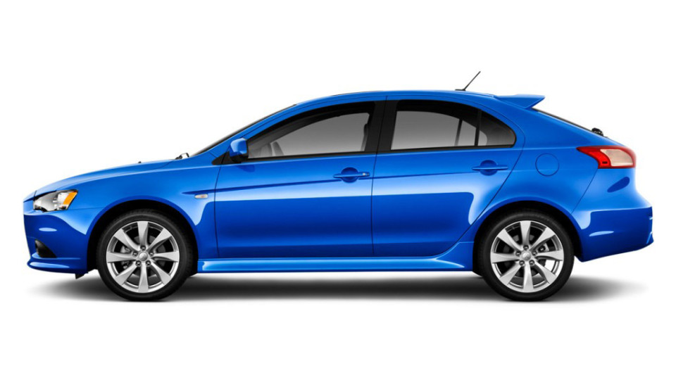 Mitsubishi Lancer Sportback Mk1 (2011) Exterior