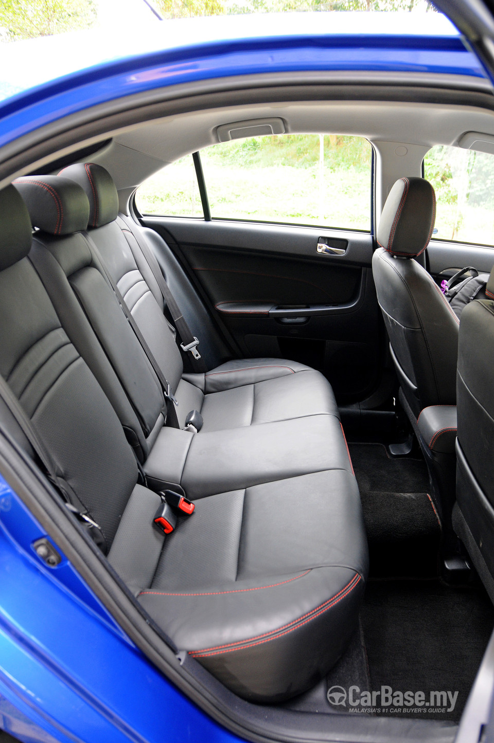 Mitsubishi Lancer Sportback Mk1 (2011) Interior