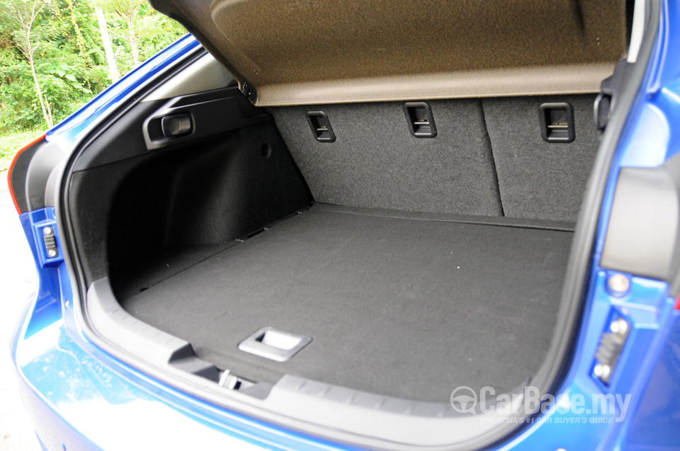 Mitsubishi Lancer Sportback Mk1 (2011) Interior