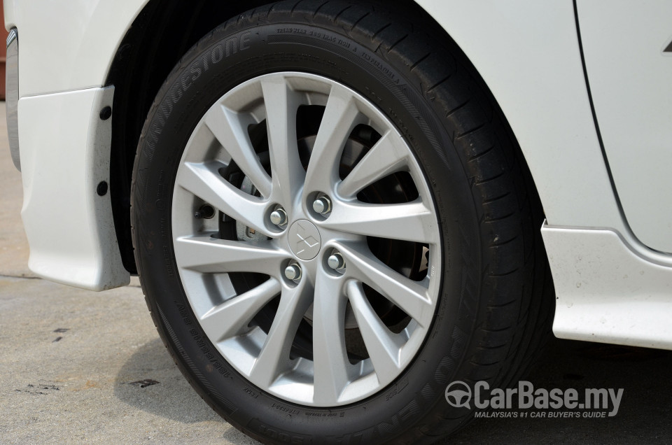 Mitsubishi Attrage Mk1 (2013) Exterior
