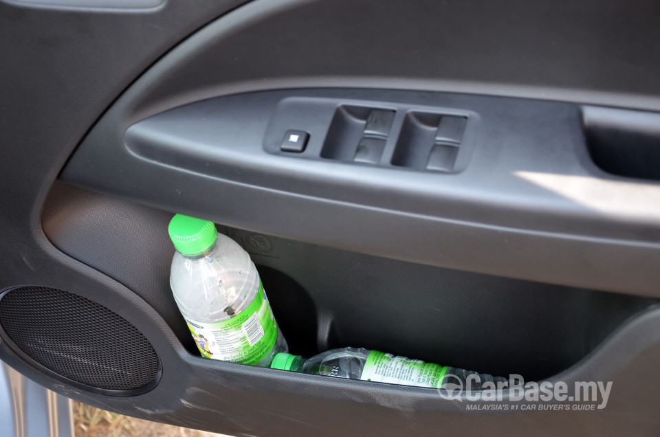 Mitsubishi Attrage Mk1 (2013) Interior