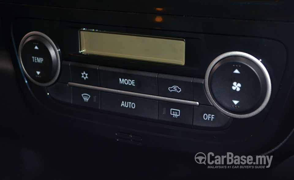Mitsubishi Mirage Mk1 (2012) Interior