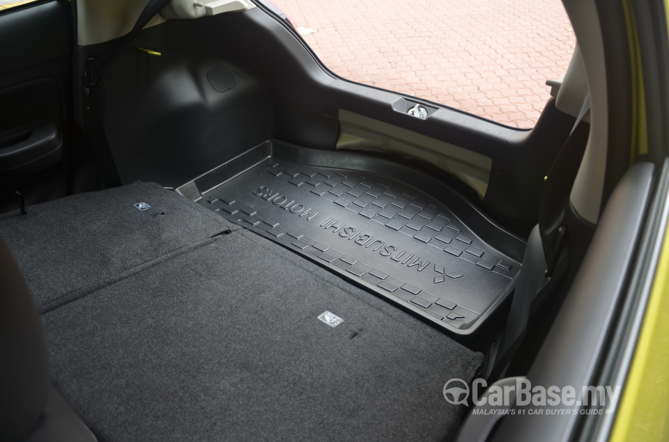 Mitsubishi Mirage Mk1 (2012) Interior