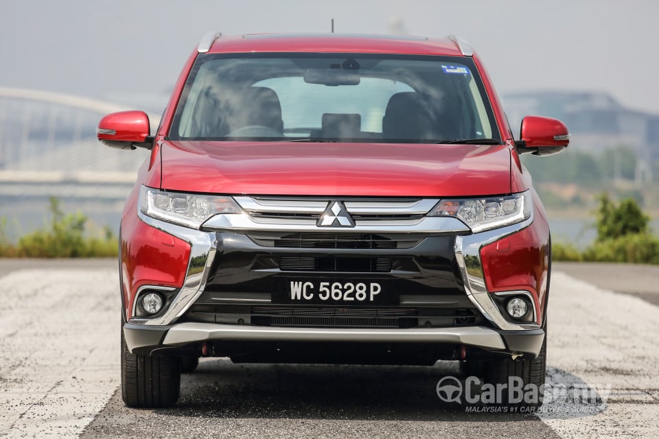 Mitsubishi Outlander RE Facelift (2016) Exterior