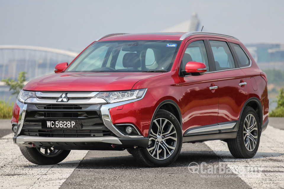 Mitsubishi Outlander RE Facelift (2016) Exterior