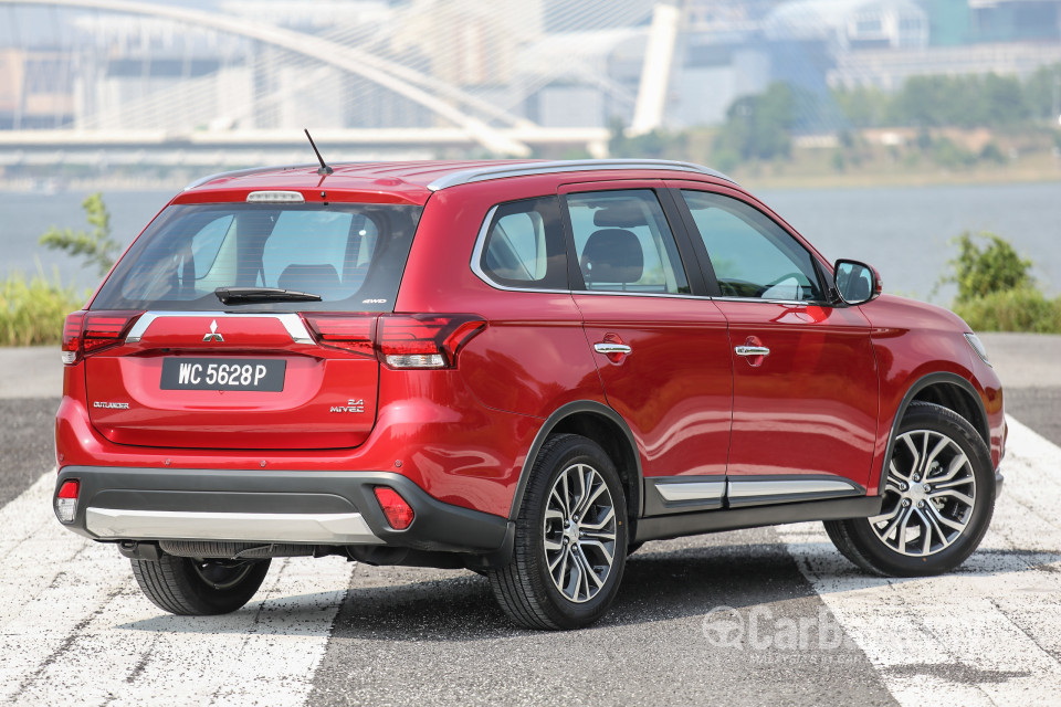 Mitsubishi Outlander RE Facelift (2016) Exterior
