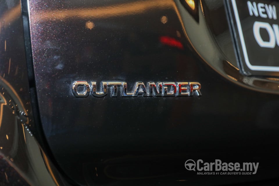 Mitsubishi Outlander RE Facelift (2016) Exterior