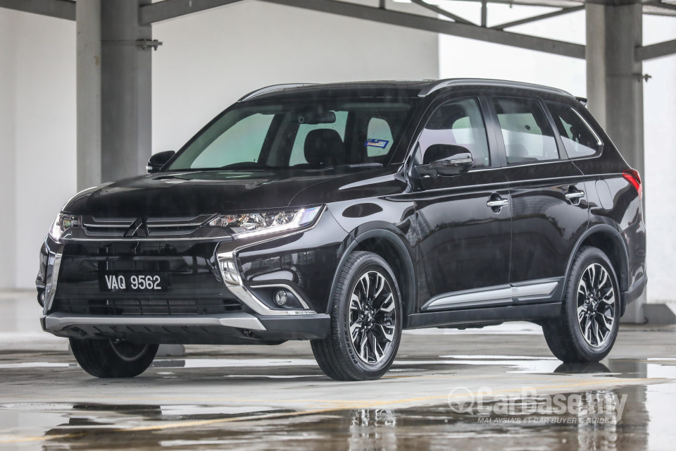Mitsubishi Outlander RE Facelift (2016) Exterior