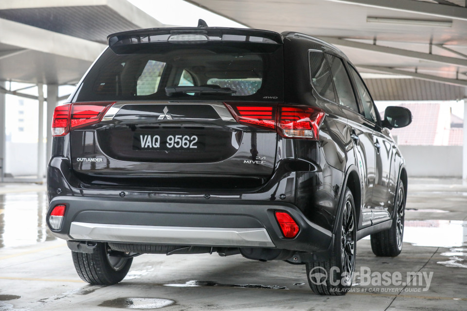 Mitsubishi Outlander RE Facelift (2016) Exterior
