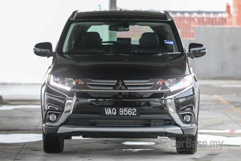 Toyota Hilux Revo N80 (2016) Exterior