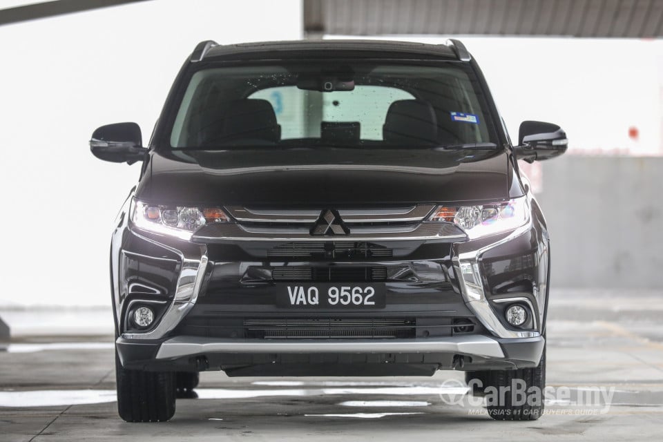 Mitsubishi Outlander RE Facelift (2016) Exterior