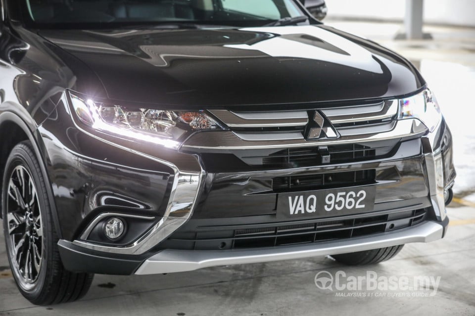 Mitsubishi Outlander RE Facelift (2016) Exterior