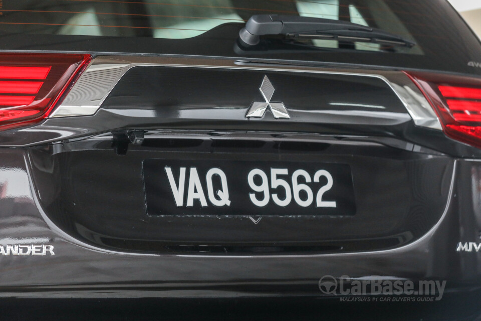 Proton Perdana P4-90B (2016) Exterior