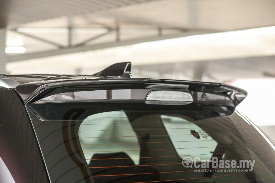 Mitsubishi Outlander RE Facelift (2016) Exterior