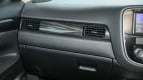 Mitsubishi Outlander Interior photo
