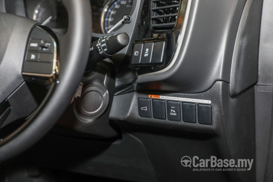 Mitsubishi Outlander RE Facelift (2016) Interior
