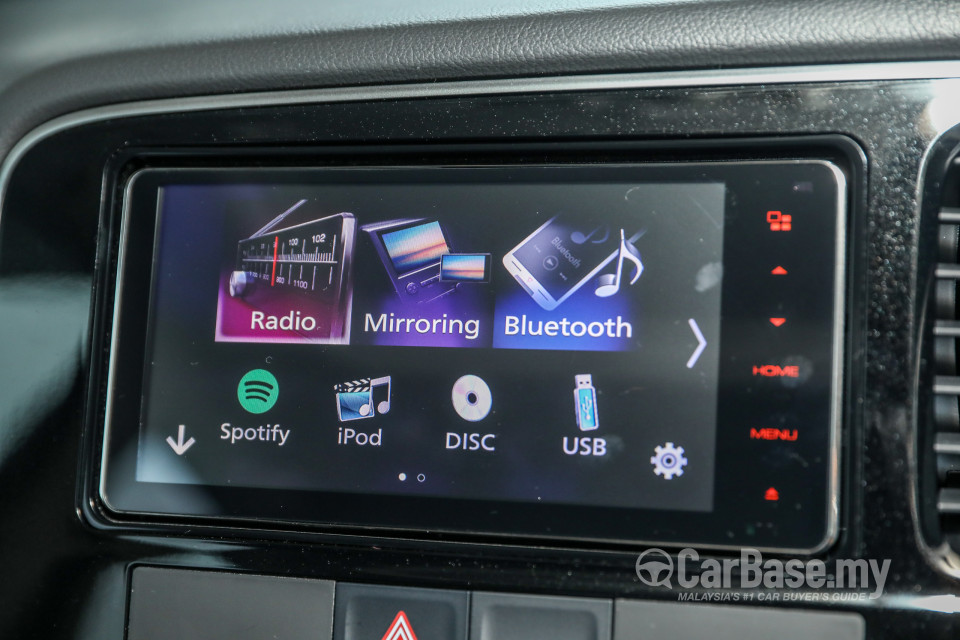 Mitsubishi Outlander RE Facelift (2016) Interior
