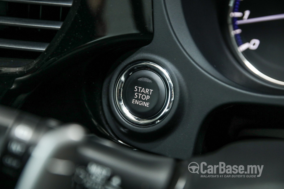 Mitsubishi Outlander RE Facelift (2016) Interior