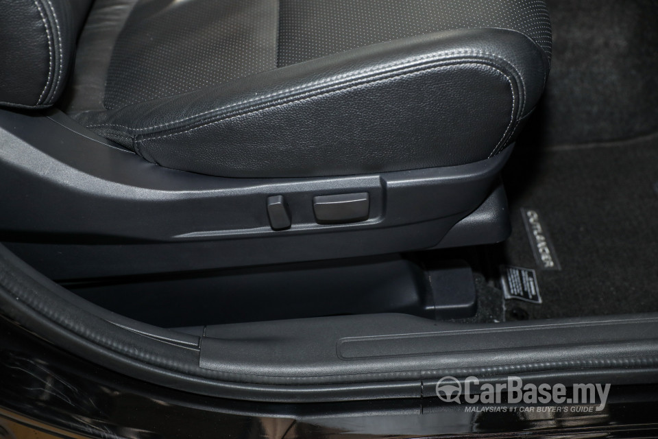 Mitsubishi Outlander RE Facelift (2016) Interior
