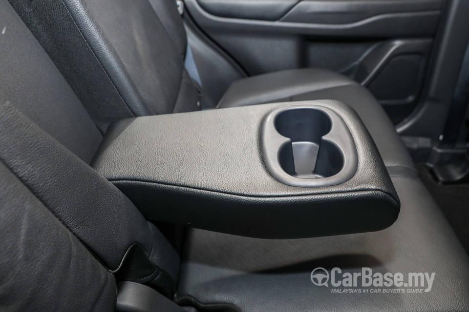 Mitsubishi Outlander RE Facelift (2016) Interior