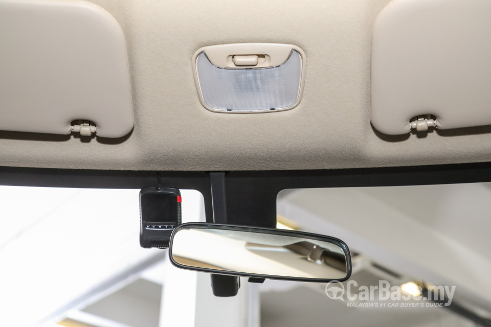 Mitsubishi Xpander NC (2020) Interior