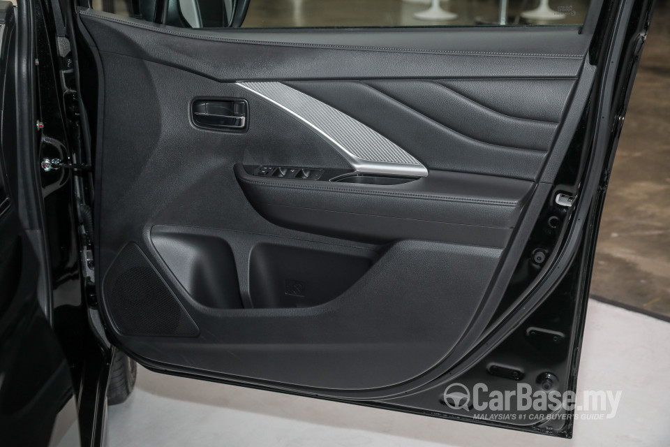 Mitsubishi Xpander NC (2020) Interior