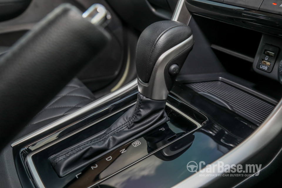 Mitsubishi Xpander NC (2020) Interior