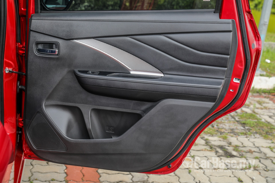 Mitsubishi Xpander NC (2020) Interior