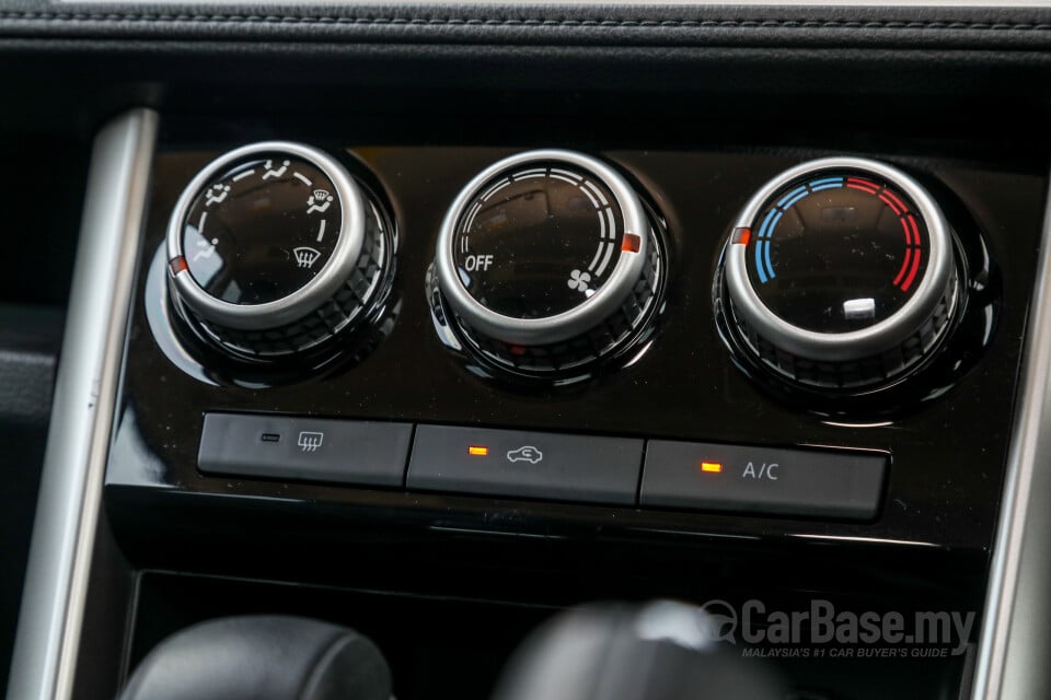 Mitsubishi Xpander NC (2020) Interior