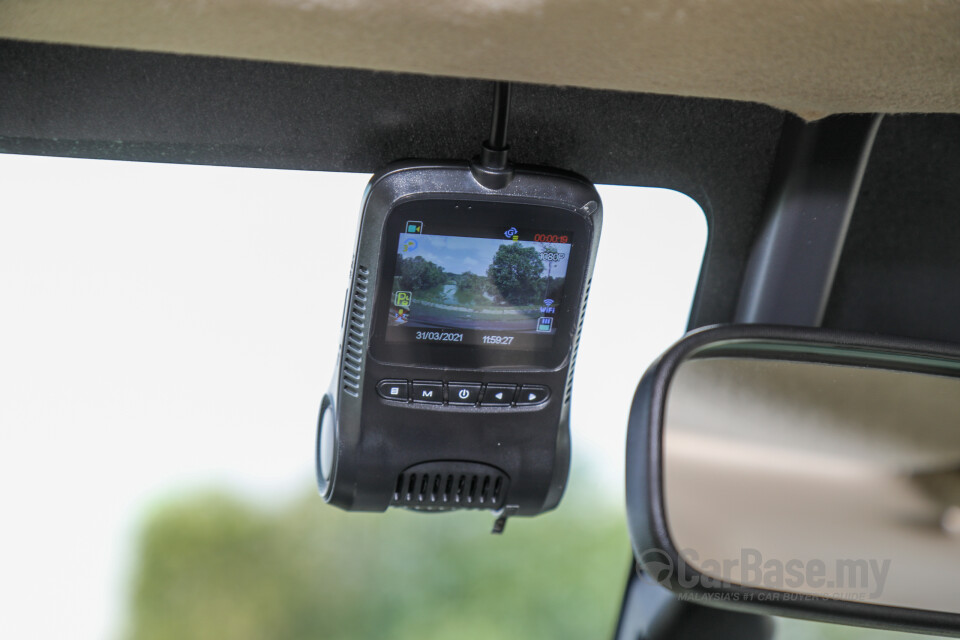 Mitsubishi Xpander NC (2020) Interior