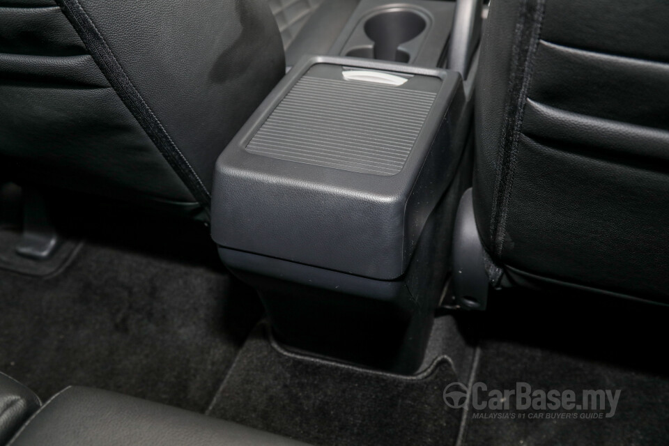Mitsubishi Xpander NC (2020) Interior