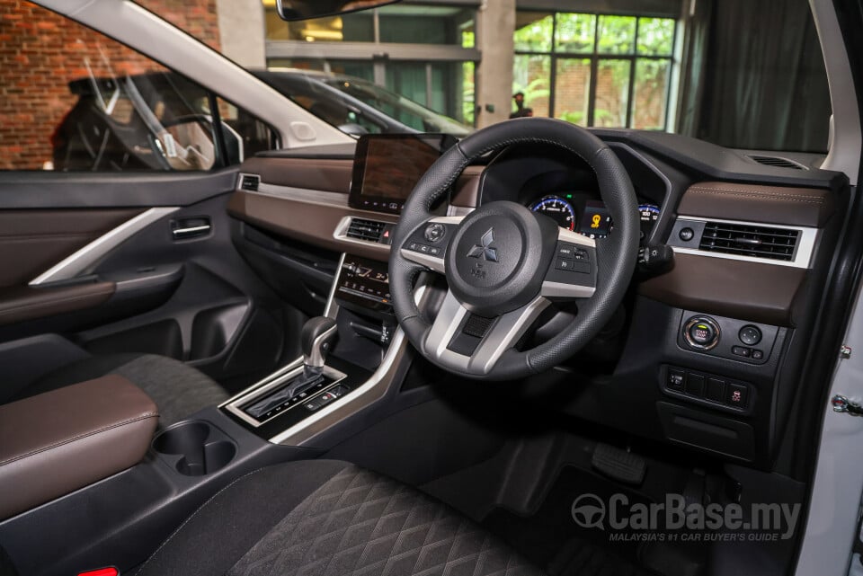 Mitsubishi Xpander NC2W (2024) Interior
