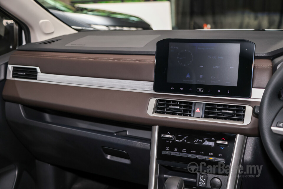 Mitsubishi Xpander NC2W (2024) Interior