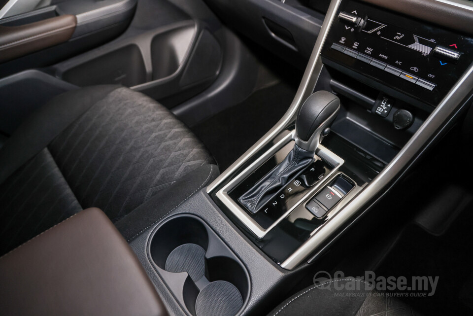 Mitsubishi Xpander NC2W (2024) Interior