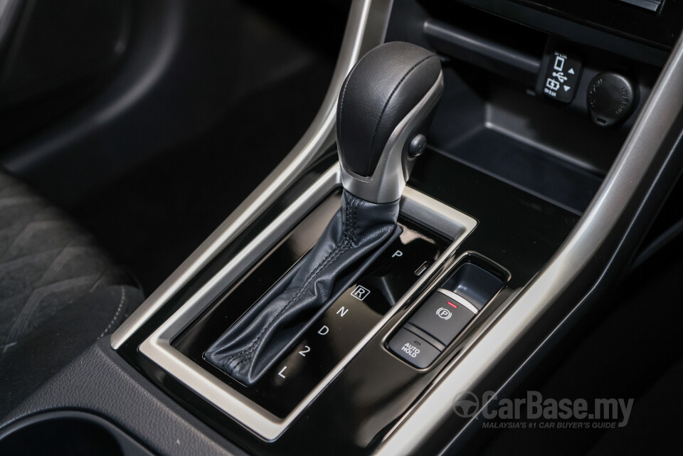 Mitsubishi Xpander NC2W (2024) Interior