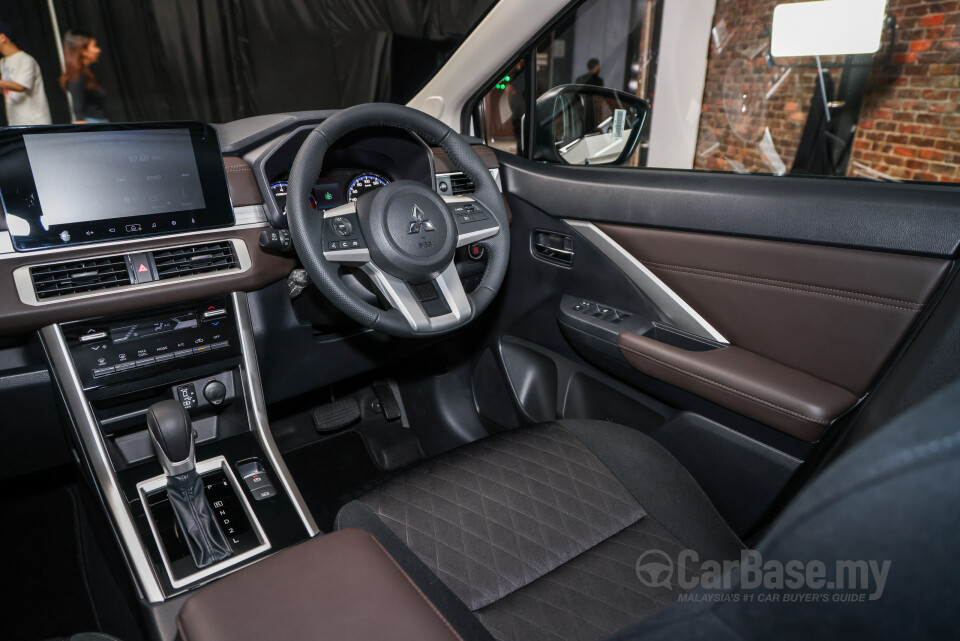Mitsubishi Xpander NC2W (2024) Interior