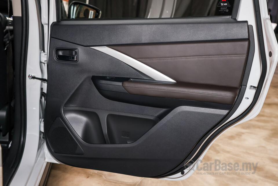 Mitsubishi Xpander NC2W (2024) Interior