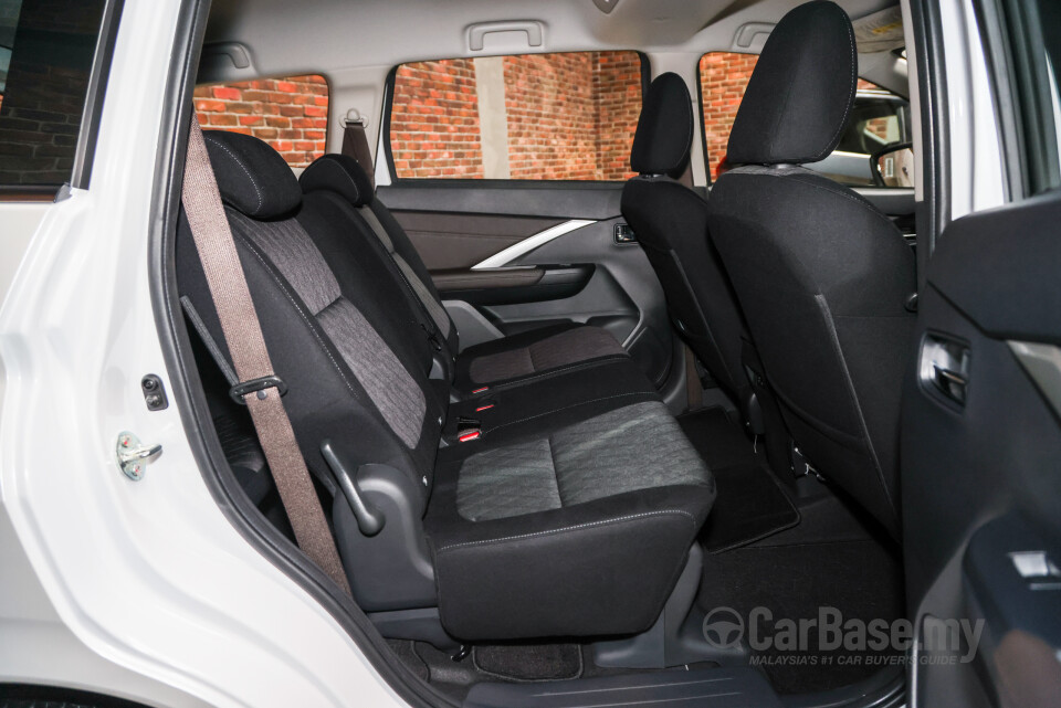 Mitsubishi Xpander NC2W (2024) Interior