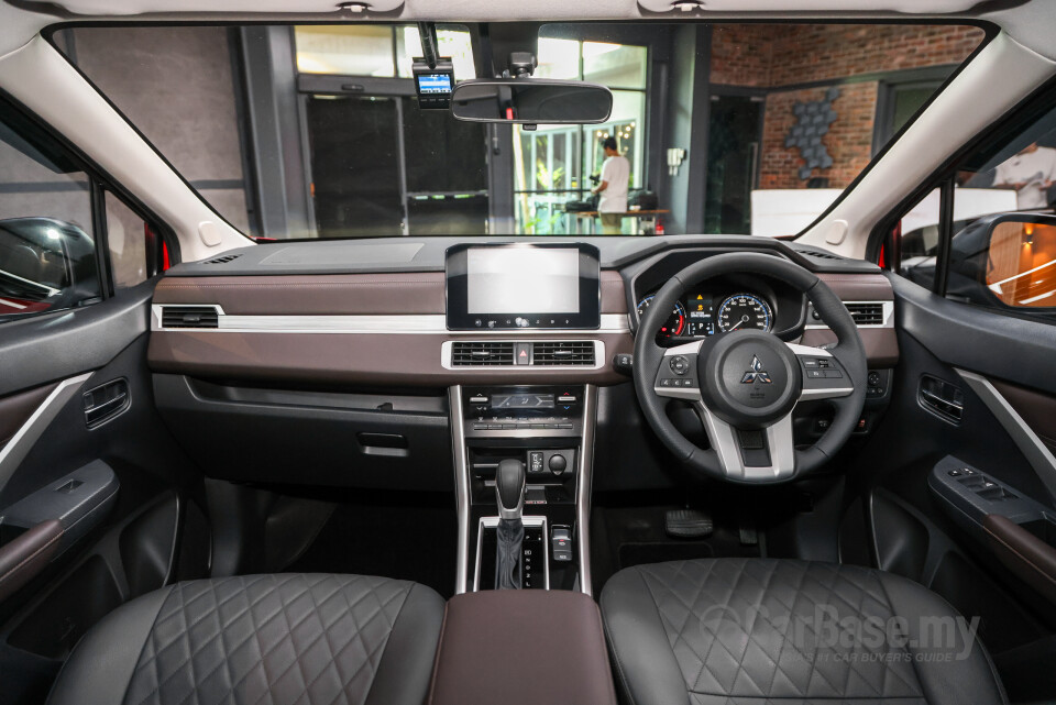 Mitsubishi Xpander NC2W (2024) Interior