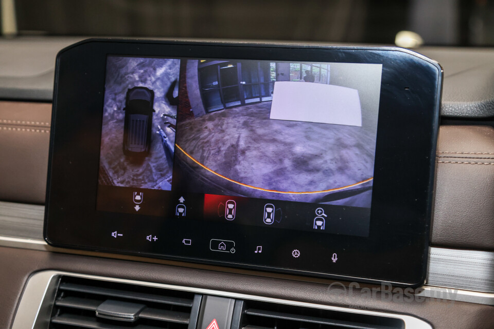 Mitsubishi Xpander NC2W (2024) Interior