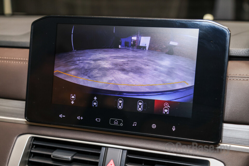 Mitsubishi Xpander NC2W (2024) Interior