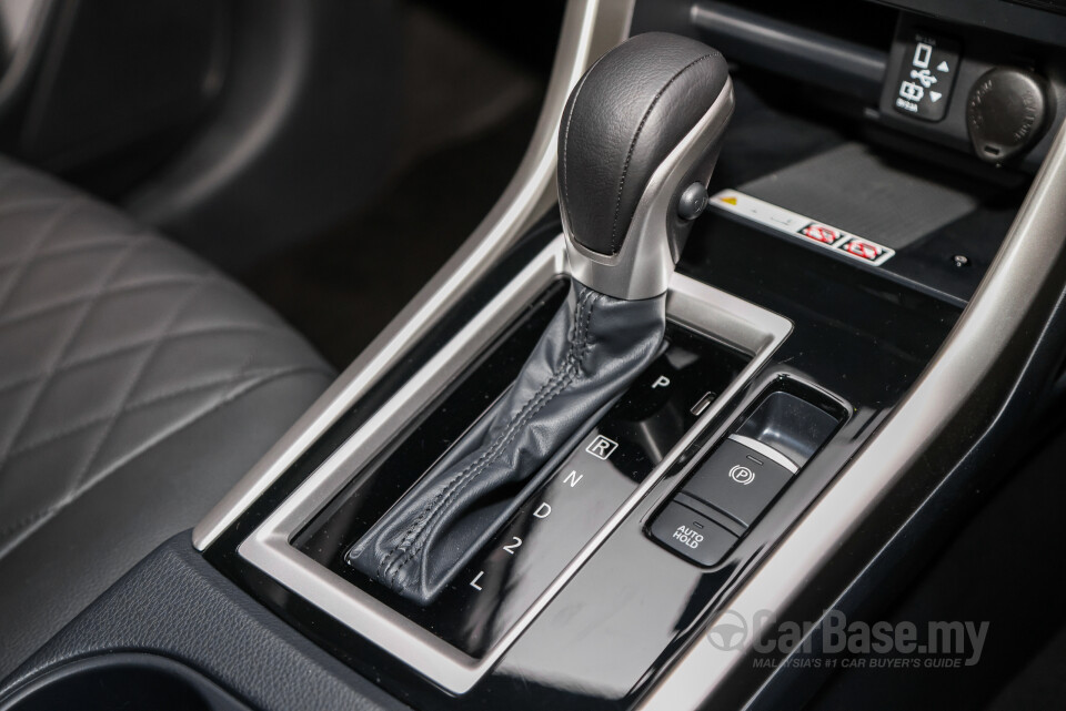 Mitsubishi Xpander NC2W (2024) Interior