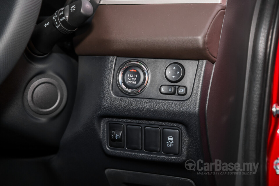 Mitsubishi Xpander NC2W (2024) Interior