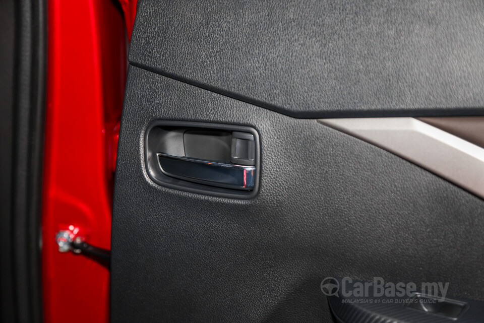 Mitsubishi Xpander NC2W (2024) Interior