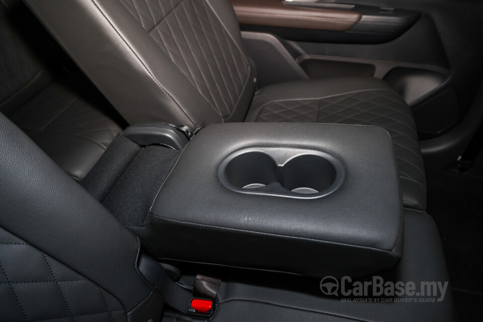 Mitsubishi Xpander NC2W (2024) Interior