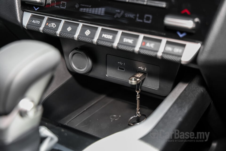 Mitsubishi Xforce GR1W (2026) Interior