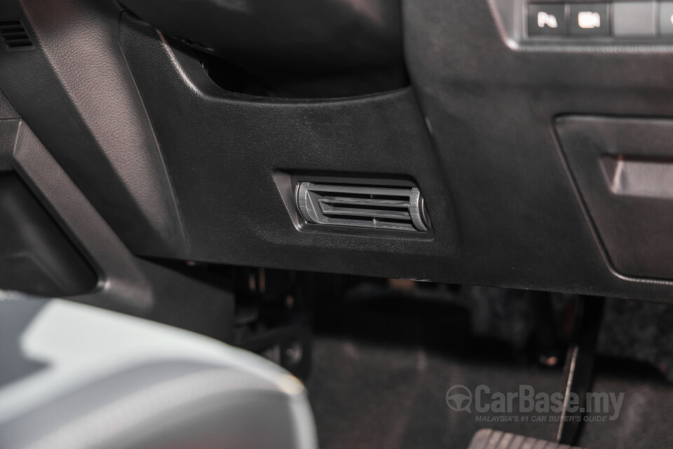 Mitsubishi Xforce GR1W (2026) Interior