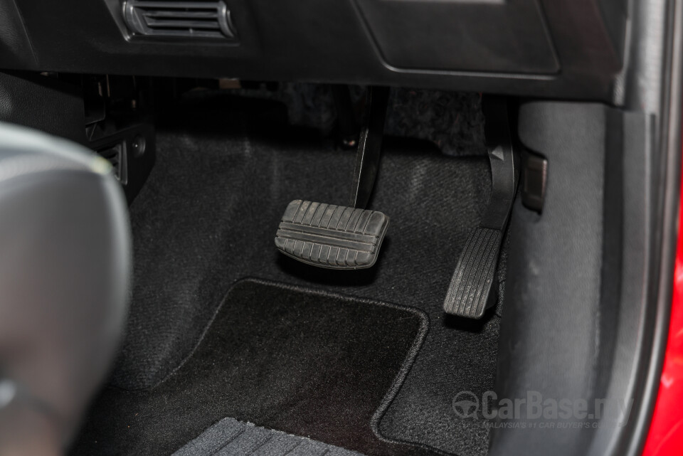 Mitsubishi Xforce GR1W (2026) Interior