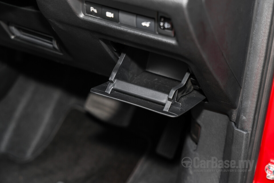 Mitsubishi Xforce GR1W (2026) Interior
